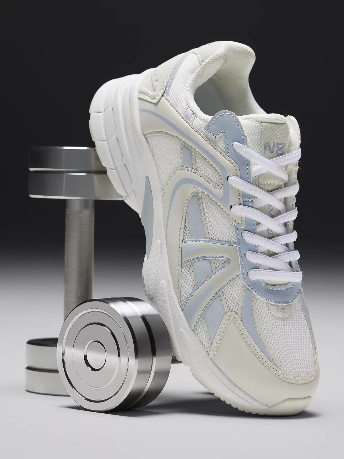 Кроссовки женские