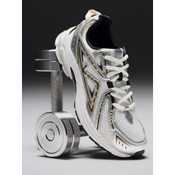 Кроссовки женские